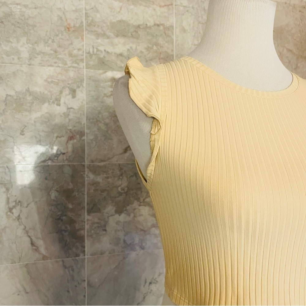 ZARA Ribbed Ruffle Cap Sleeve Top - Picture 3 of 7